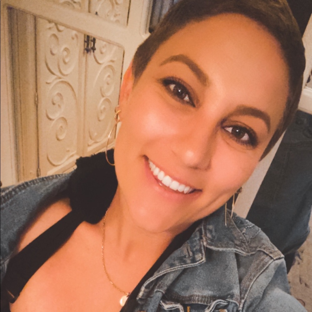 Meet your Posher, Alexandra